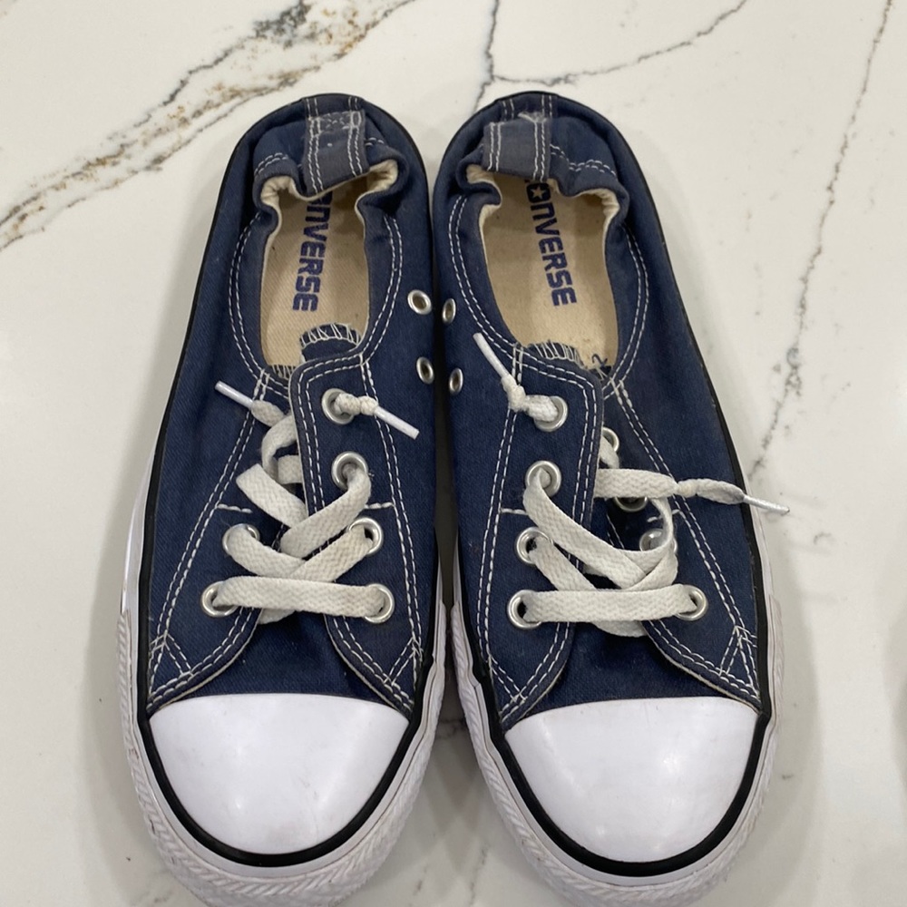 Converse slip ons. Navy size 8